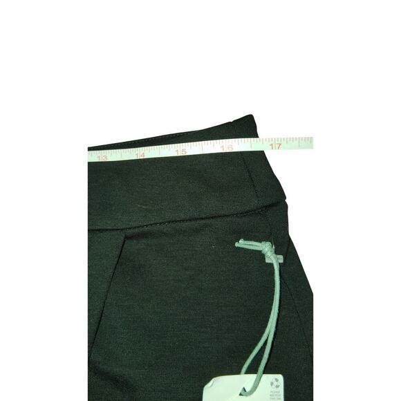 Liz Claiborne Black Pleated Skirt Women’s Size 10 Zipper Back Career Skirt NWT - Picture 2 of 12